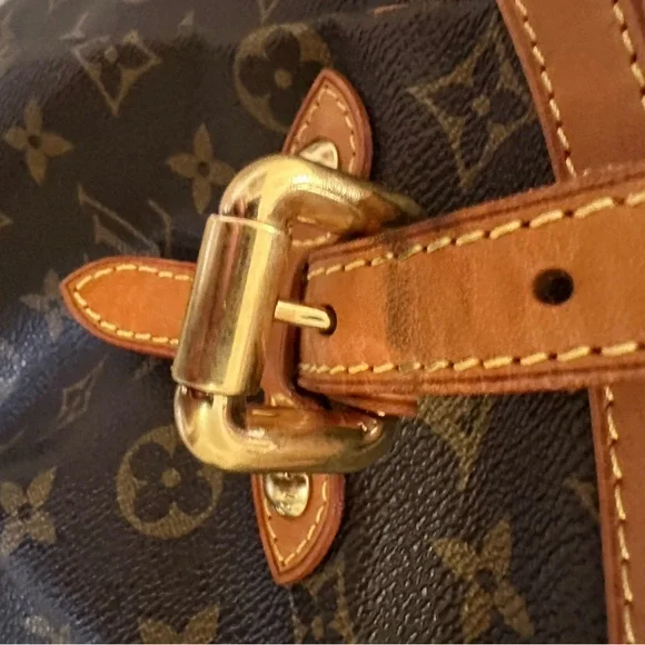 Louis Vuitton Monogram Tivoli GMl - Picture 11 of 16